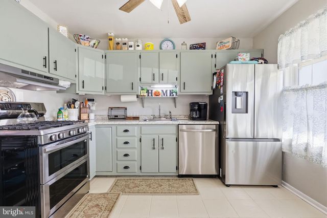 2808 NORCOM RD, Philadelphia, PA 19154