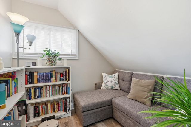 2808 NORCOM RD, Philadelphia, PA 19154