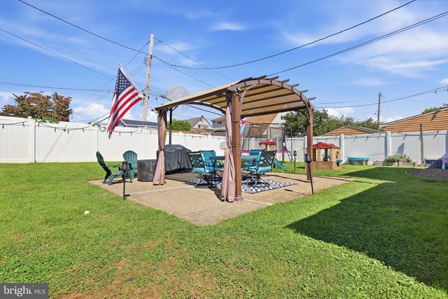 2808 NORCOM RD, Philadelphia, PA 19154
