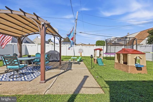 2808 NORCOM RD, Philadelphia, PA 19154