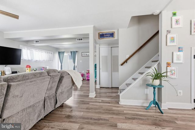 2808 NORCOM RD, Philadelphia, PA 19154