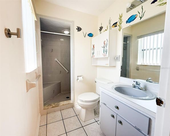 2122 CR 437A, Lake Panasoffkee, FL 33538