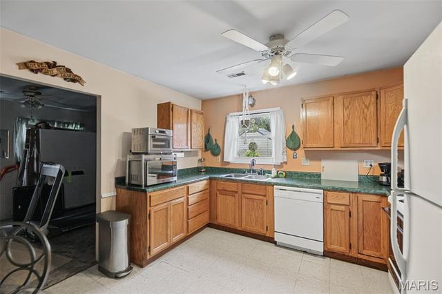 258 Edwards Street, Wood River, IL 62095
