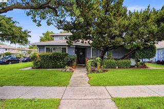 1060 Mohr Ln A, Concord, CA 94518