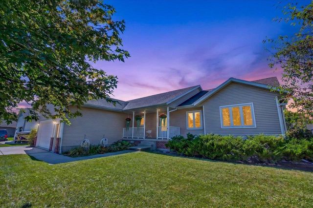 875 Merri-Hill Drive, Oregon, WI 53575