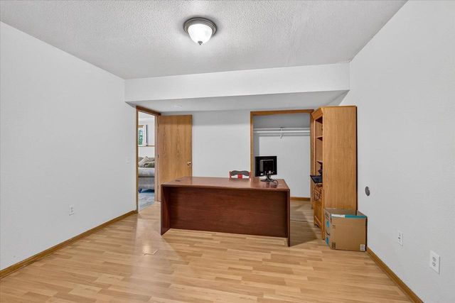875 Merri-Hill Drive, Oregon, WI 53575