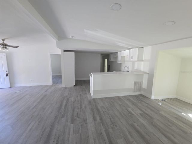 37344 STANFORD AVENUE, Zephyrhills, FL 33541