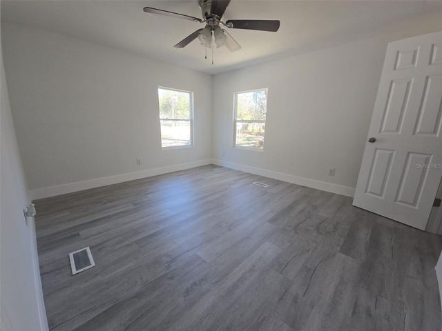 37344 STANFORD AVENUE, Zephyrhills, FL 33541