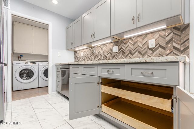 13318 W STONEBROOK Drive, Sun City West, AZ 85375