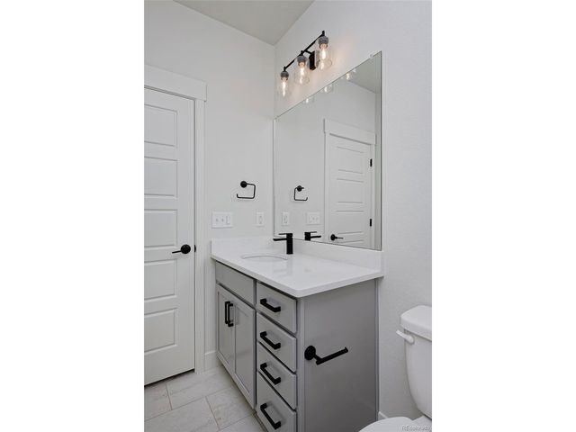 3132 W Bonfils Pl, Denver, CO 80236
