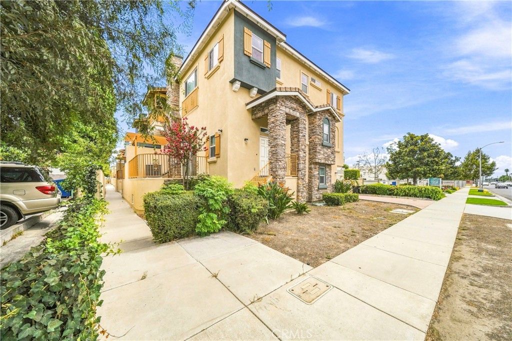 670 S Magnolia Avenue, Anaheim, CA 92804 — photo 4