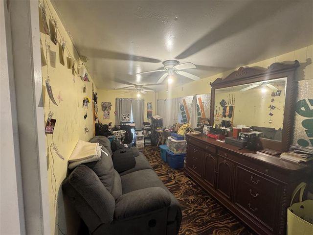 1924 Berry Road, Vinton, LA 70668