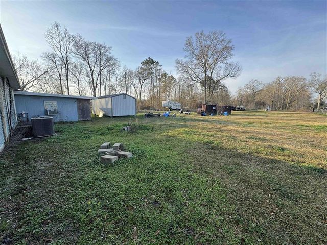1924 Berry Road, Vinton, LA 70668
