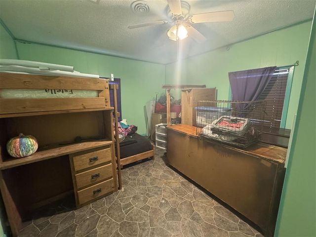 1924 Berry Road, Vinton, LA 70668