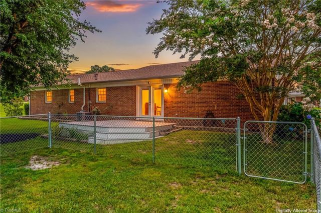 307 E Devon Drive, Mount Airy, NC 27030