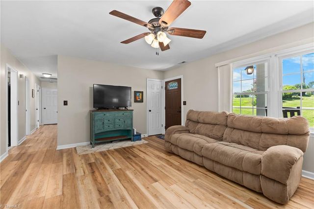 307 E Devon Drive, Mount Airy, NC 27030