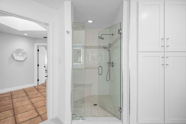 18 Bristol Lane, Boynton Beach, FL 33436