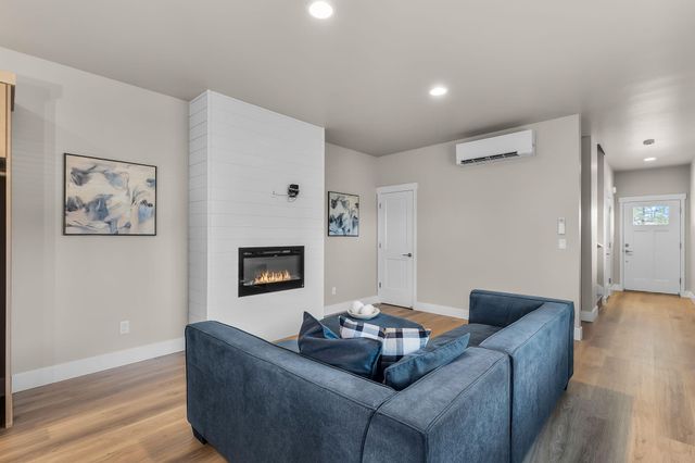 63290 NW Ski Lane, Bend, OR 97703