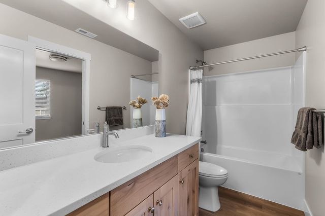 63290 NW Ski Lane, Bend, OR 97703