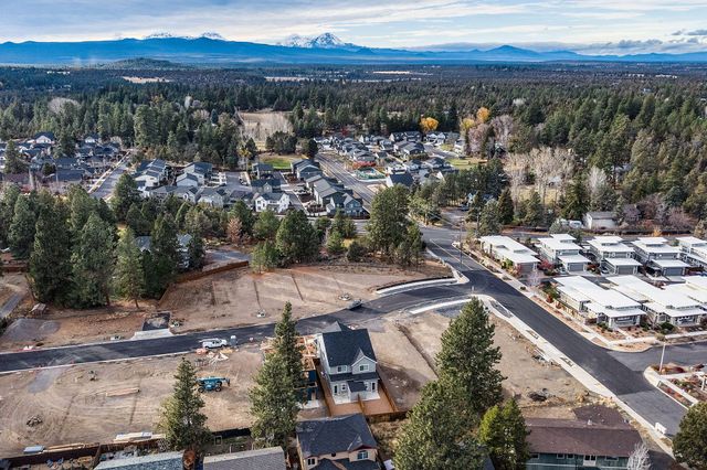 63290 NW Ski Lane, Bend, OR 97703