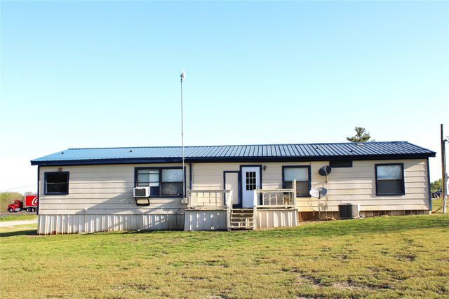 8644 Dustin Drive, Quinlan, TX 75474