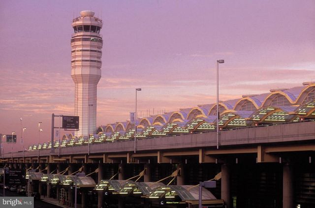 4116 FERRY LANDING RD, Alexandria, VA 22309