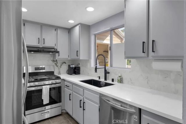 10335 W Briar Oaks A, Stanton, CA 90680