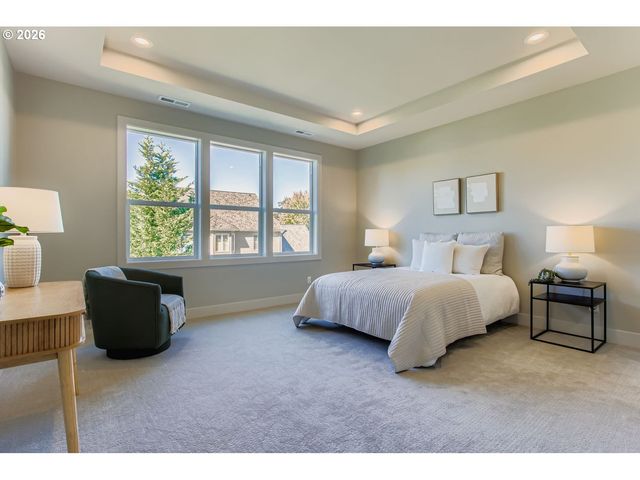 3651 Nw LANA Pl, Portland, OR 97229