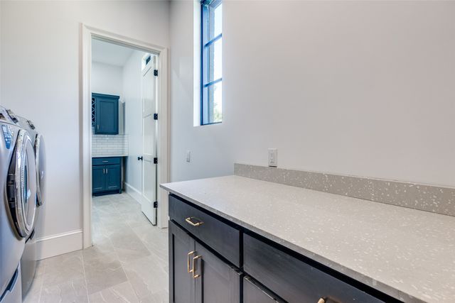 3221 S Glenbrook Drive, Garland, TX 75041