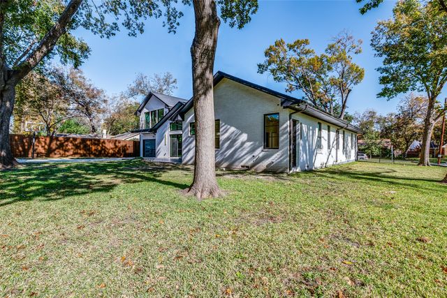 3221 S Glenbrook Drive, Garland, TX 75041