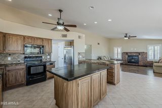 1410 N GOLDFIELD Road, Apache Junction, AZ 85119
