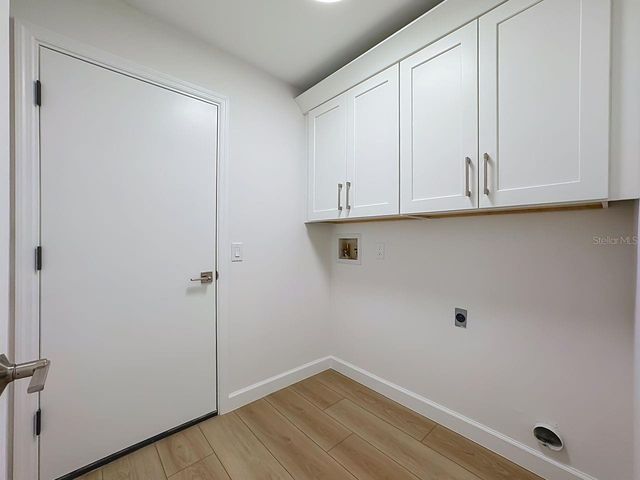 4190 WESTBOURNE CIRCLE, Sarasota, FL 34238