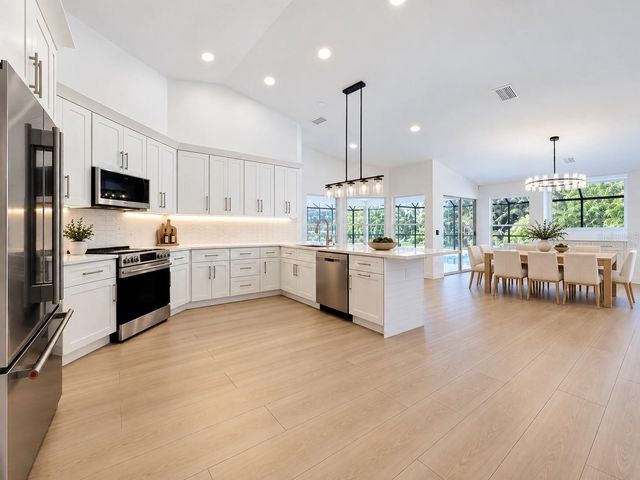 4190 WESTBOURNE CIRCLE, Sarasota, FL 34238