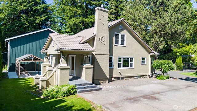 1082 W Smith Road, Bellingham, WA 98226