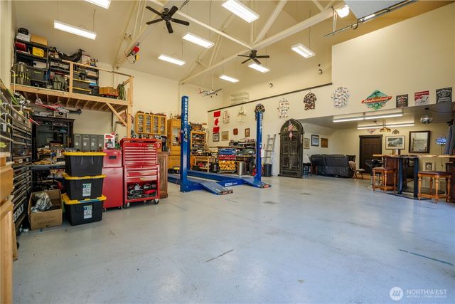 1082 W Smith Road, Bellingham, WA 98226
