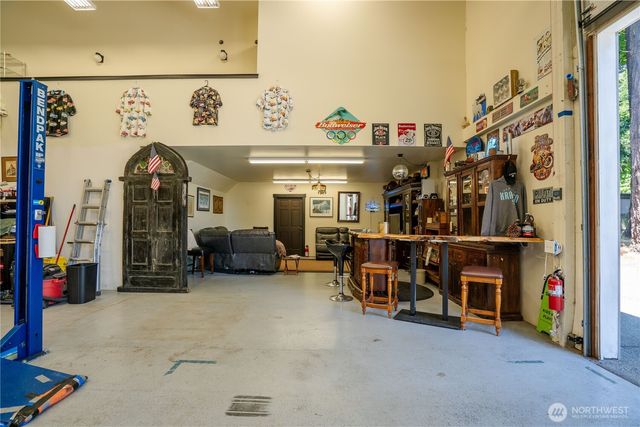 1082 W Smith Road, Bellingham, WA 98226