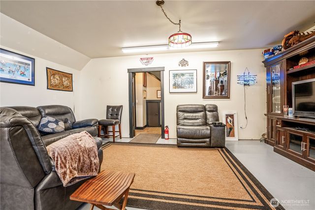 1082 W Smith Road, Bellingham, WA 98226