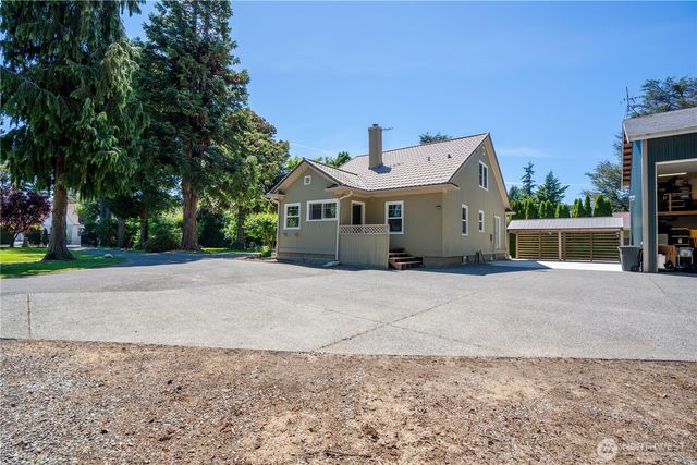 1082 W Smith Road, Bellingham, WA 98226