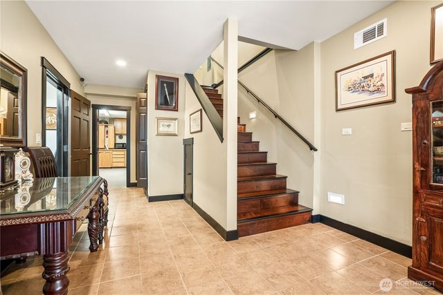 1082 W Smith Road, Bellingham, WA 98226