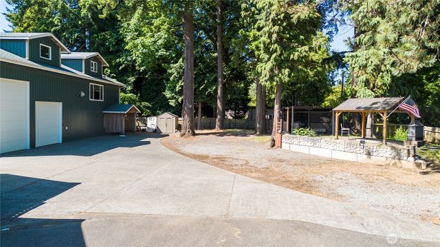 1082 W Smith Road, Bellingham, WA 98226