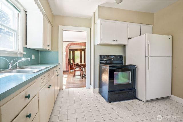 1082 W Smith Road, Bellingham, WA 98226