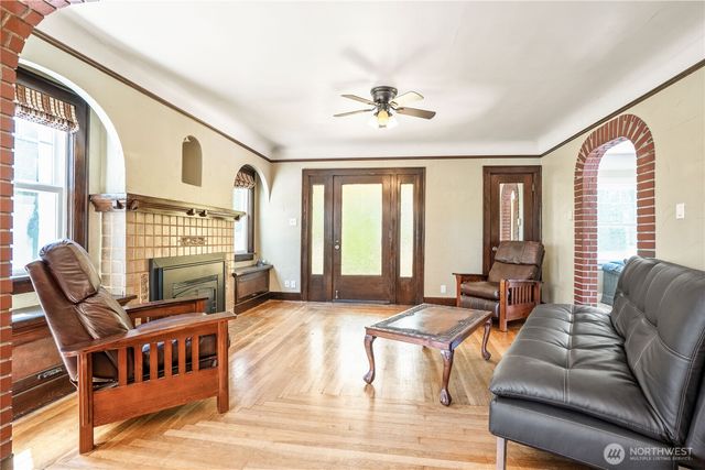 1082 W Smith Road, Bellingham, WA 98226
