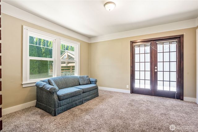 1082 W Smith Road, Bellingham, WA 98226