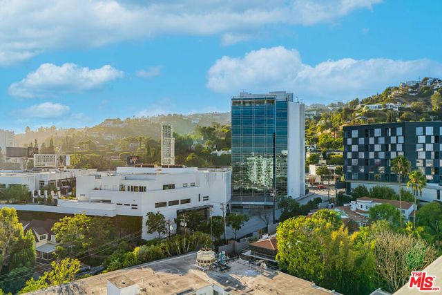 1155 N La Cienega Boulevard PH 4, West Hollywood, CA 90069