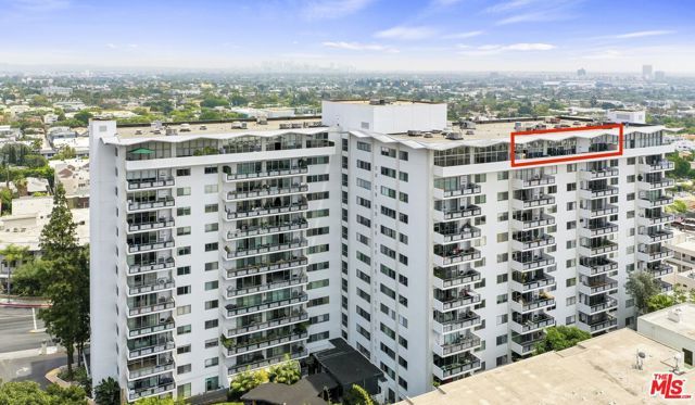 1155 N La Cienega Boulevard PH 4, West Hollywood, CA 90069
