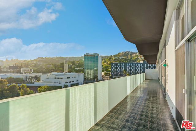 1155 N La Cienega Boulevard PH 4, West Hollywood, CA 90069