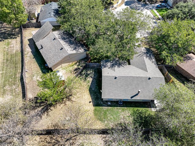 125 Sunnydale Court, Lewisville, TX 75067