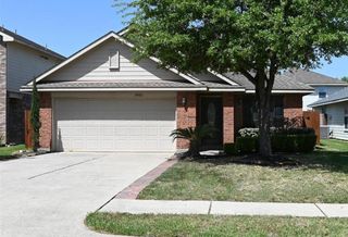 19011 Bressingham Dr, Tomball, TX 77375