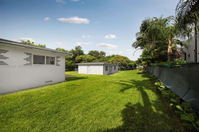 7840 SW 71st Avenue, Miami, FL 33143