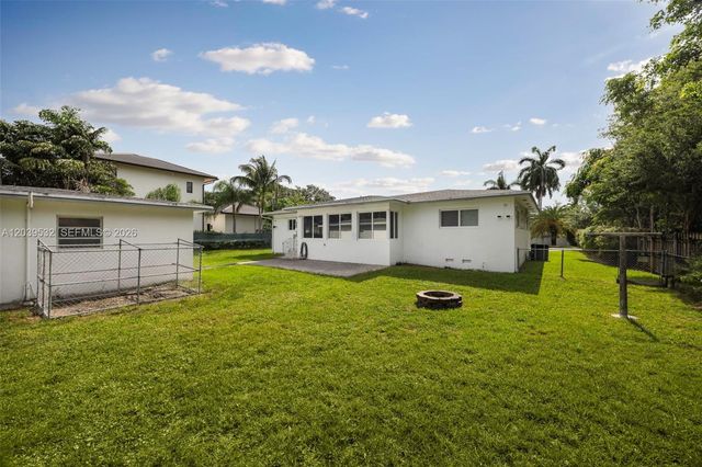 7840 SW 71st Avenue, Miami, FL 33143